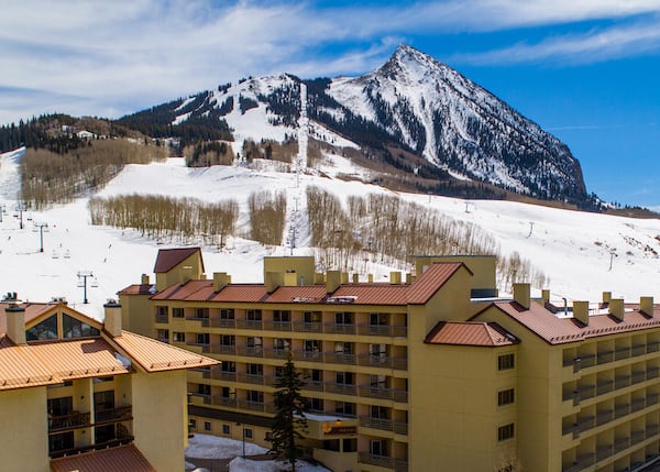 crested butte hotels dog friendly