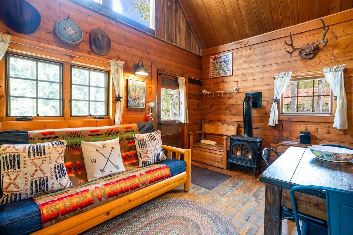 Pioneer Guest Cabins
